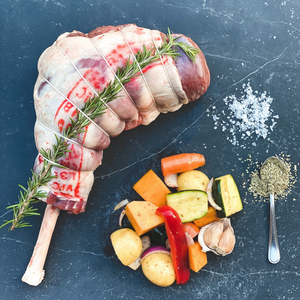 Easy Carve Lamb Roast w Vegetables