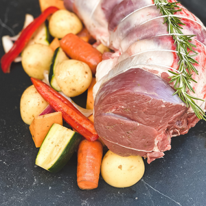 Easy Carve Lamb Roast w Vegetables